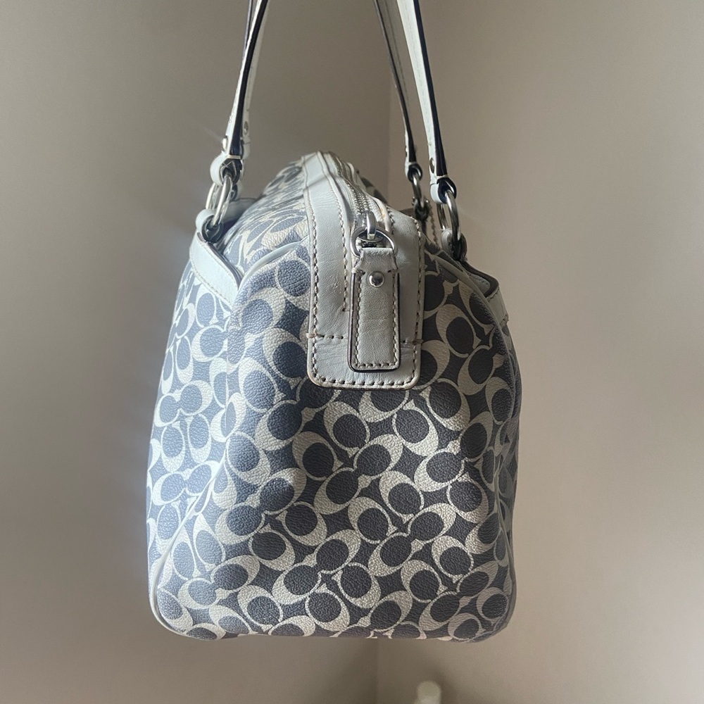 Rare Vintage Coach Gray and Pink Signature Satchel Bag - Picture 3 of 16